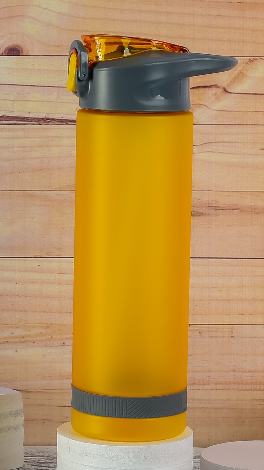 BRANDED WATER BOTTLE PLASTIC 001