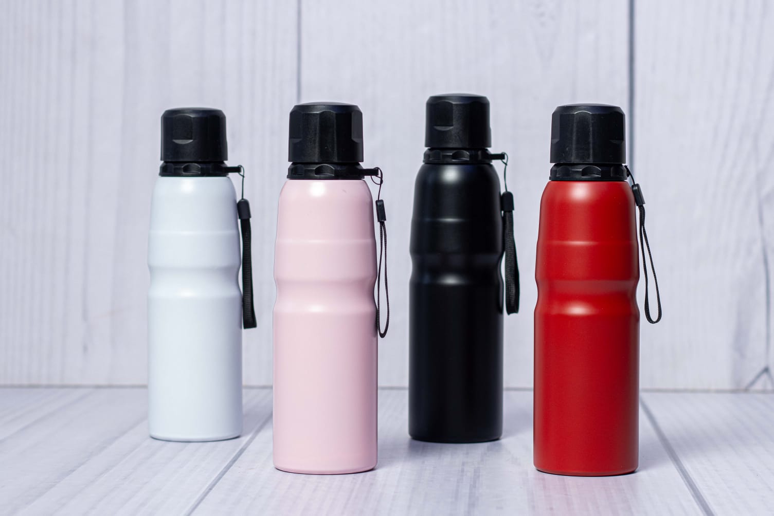 SPORTY WATER BOTTLE