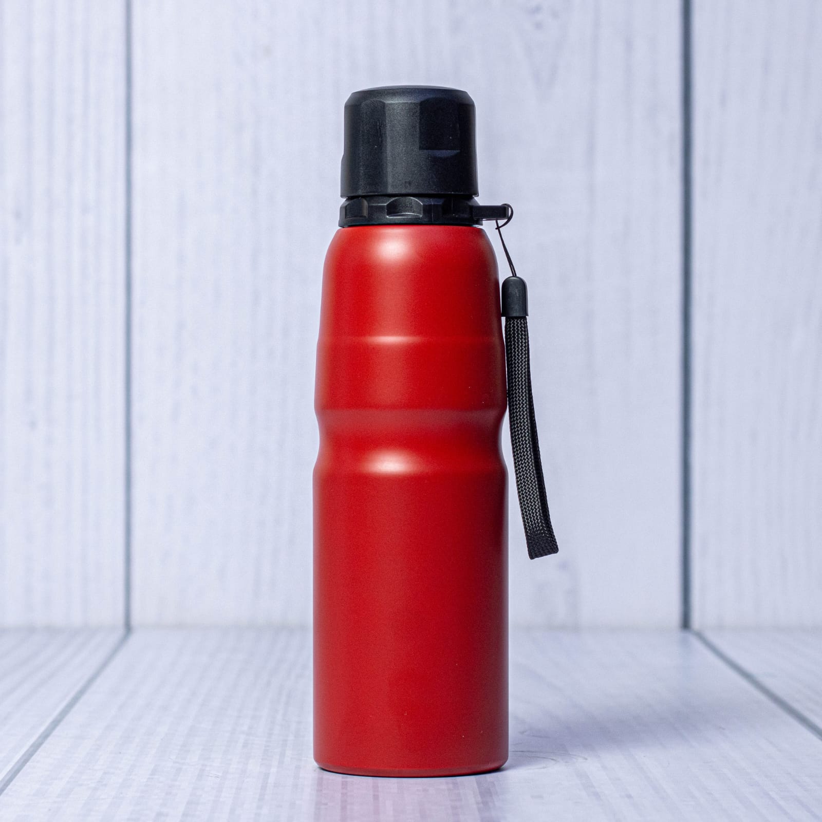 SPORTY WATER BOTTLE