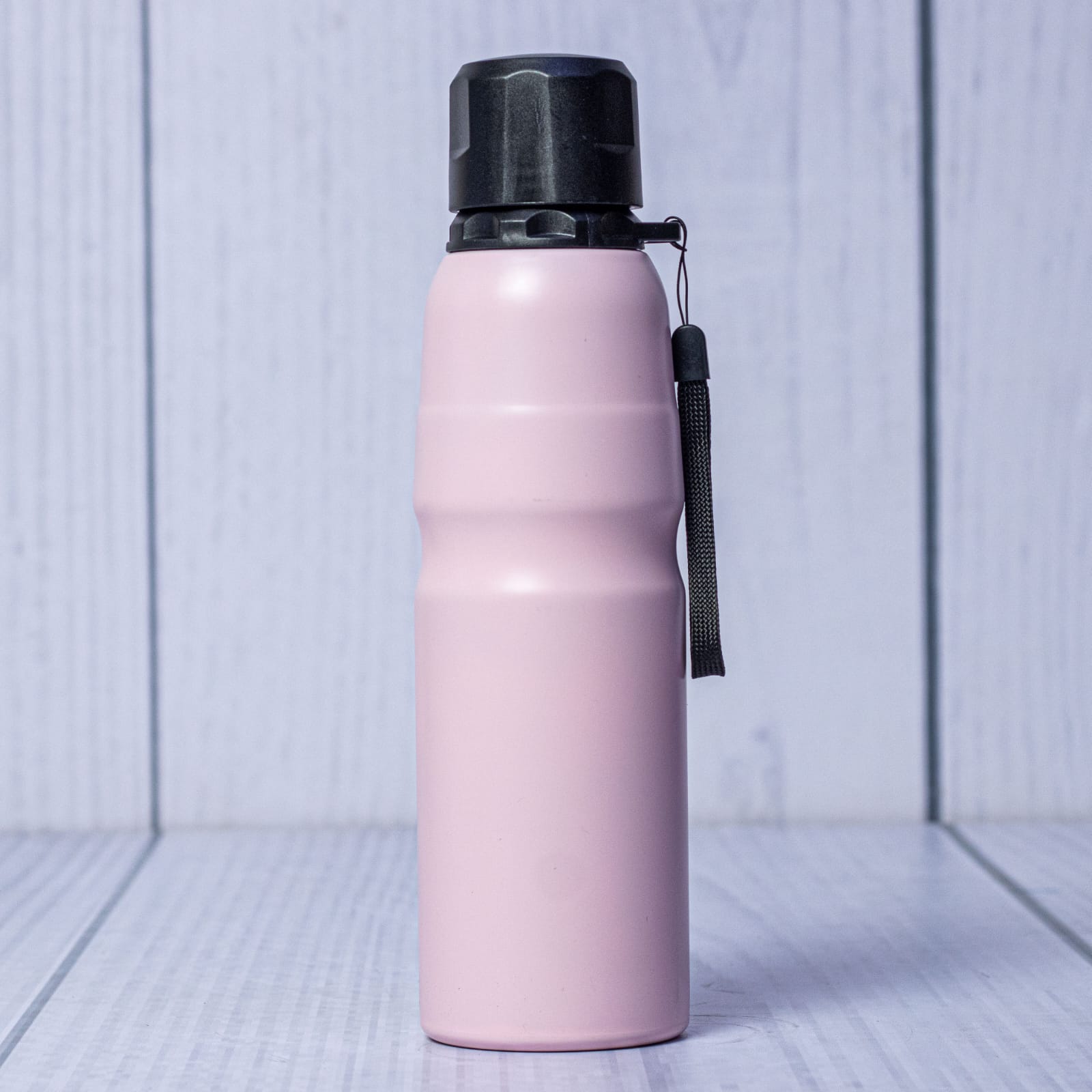 SPORTY WATER BOTTLE