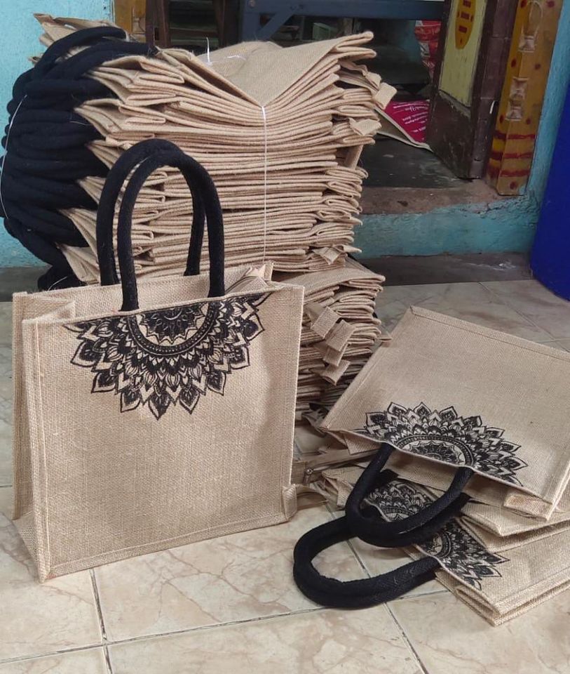  A4 BRANDED JUTE BAGS