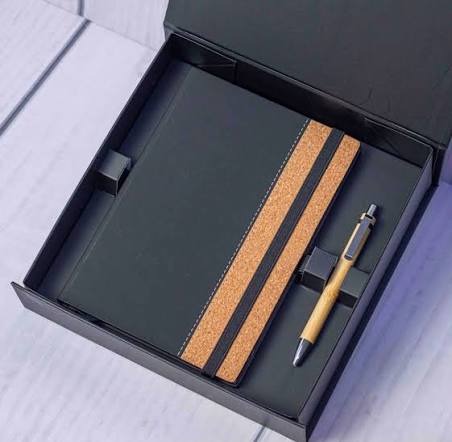 EXECUTIVE NOTEBOOKS