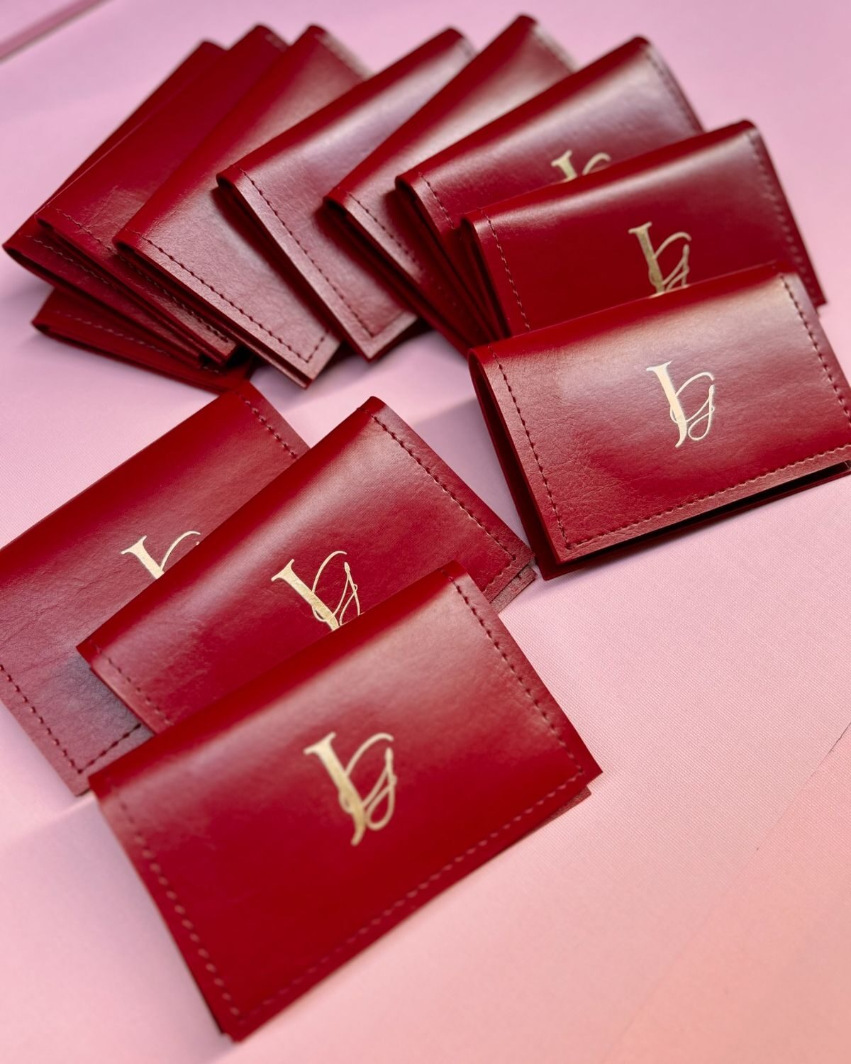 CARD HOLDER