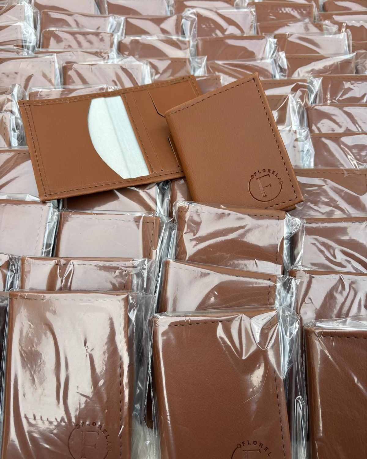 CARD HOLDER