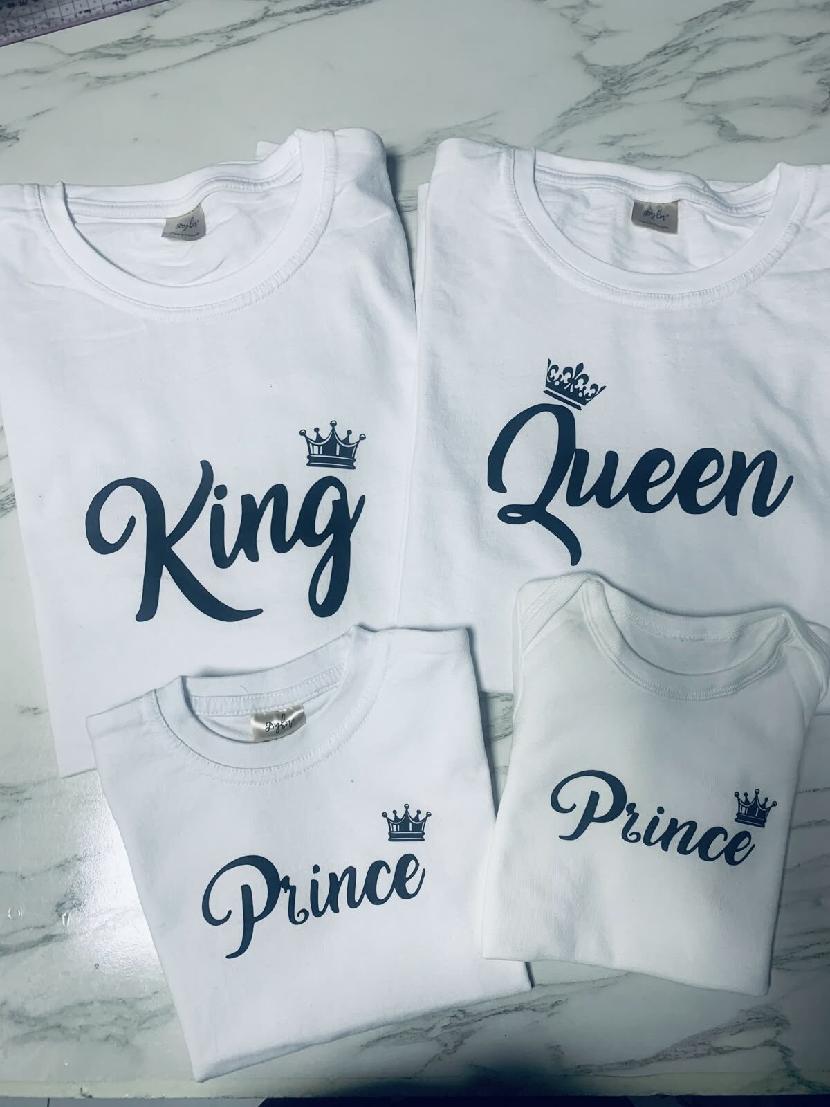 ROUND NECK T-SHIRT