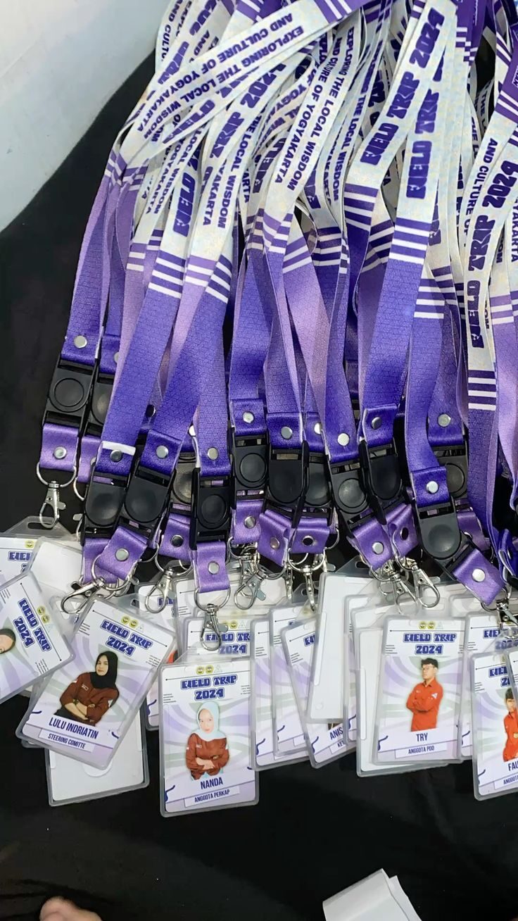 ID POCKET WITH LANYARD