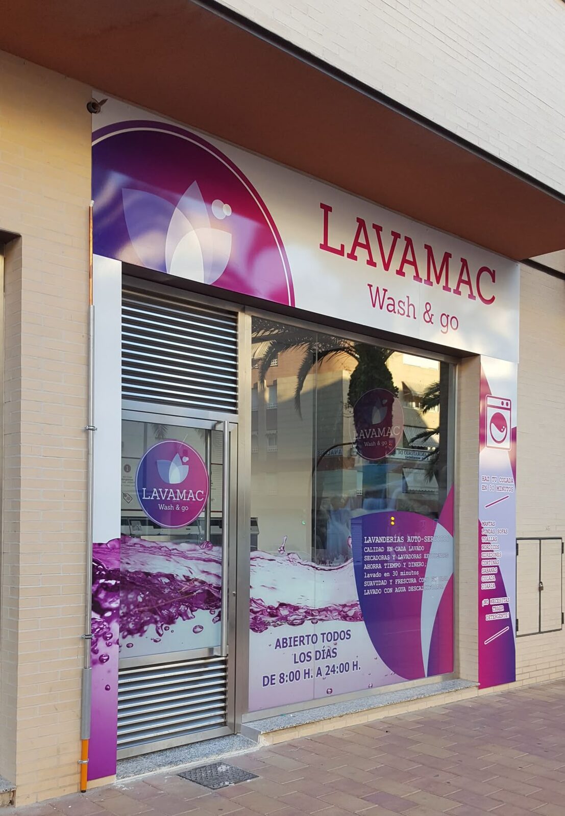 WINDOW GRAPHICS